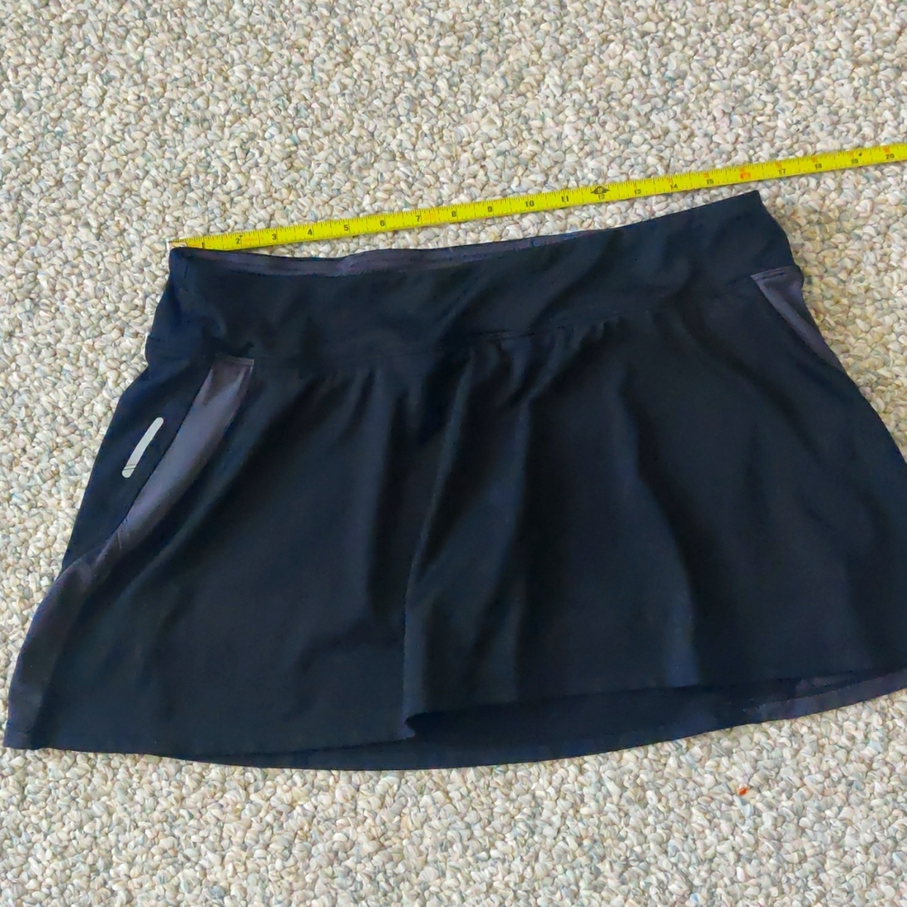 Champion NWOT black tennis skort XL